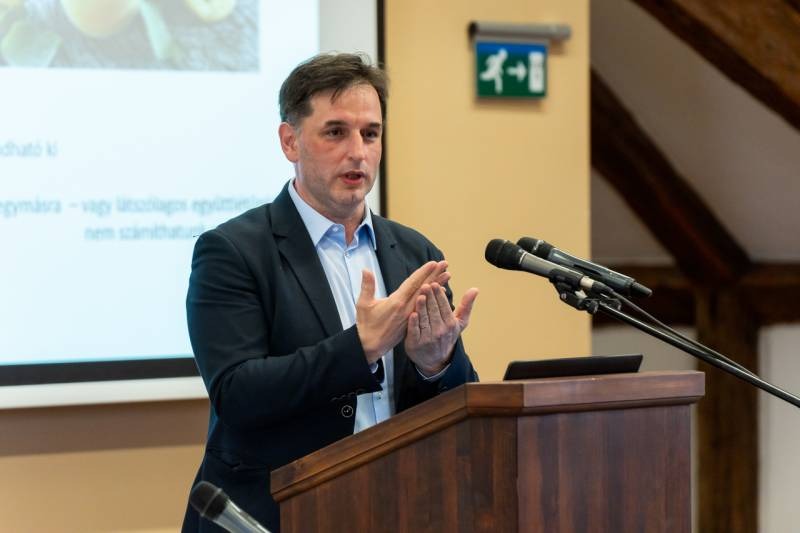 imgi_7_thumb_774_2024_04_05_ferfitalalkozok_08