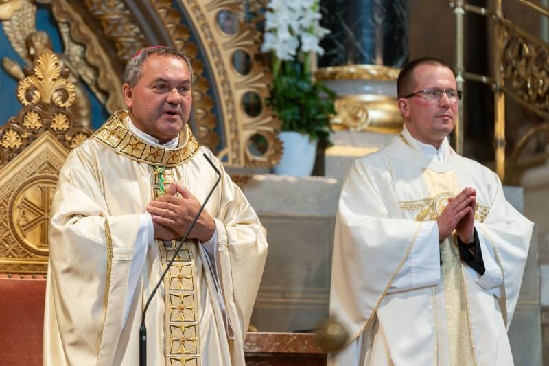 imgi_12_thumb_794_2024_06_02_urnapja pecs_08