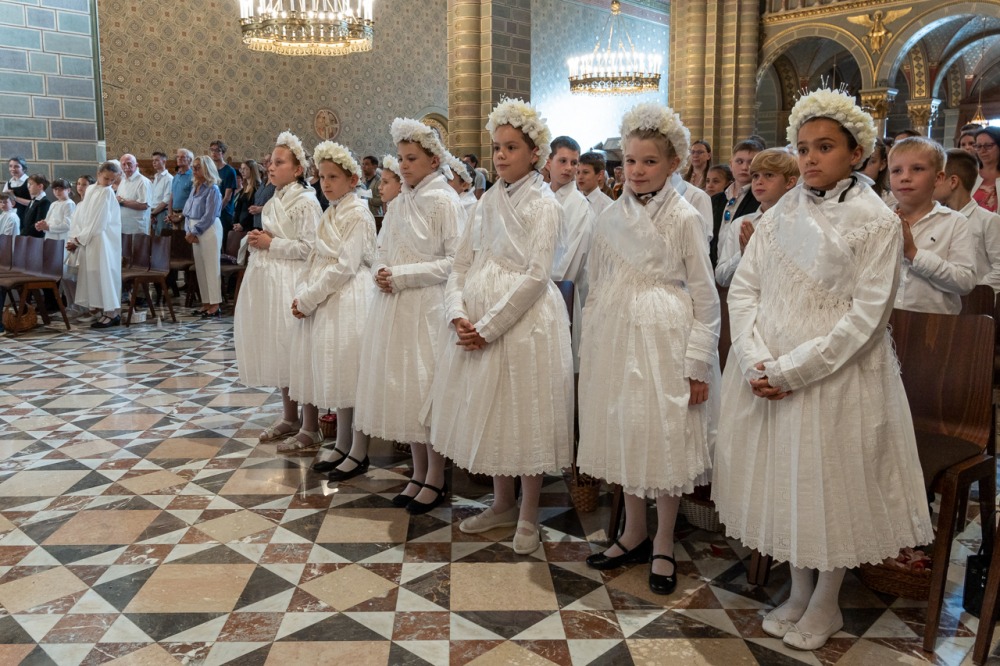 imgi_147_794_2024_06_02_urnapja pecs_02