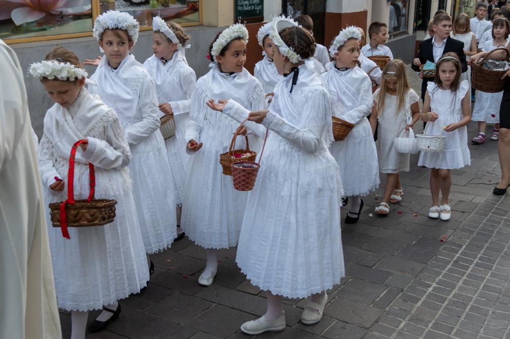 imgi_235_794_2024_06_02_urnapja pecs_94