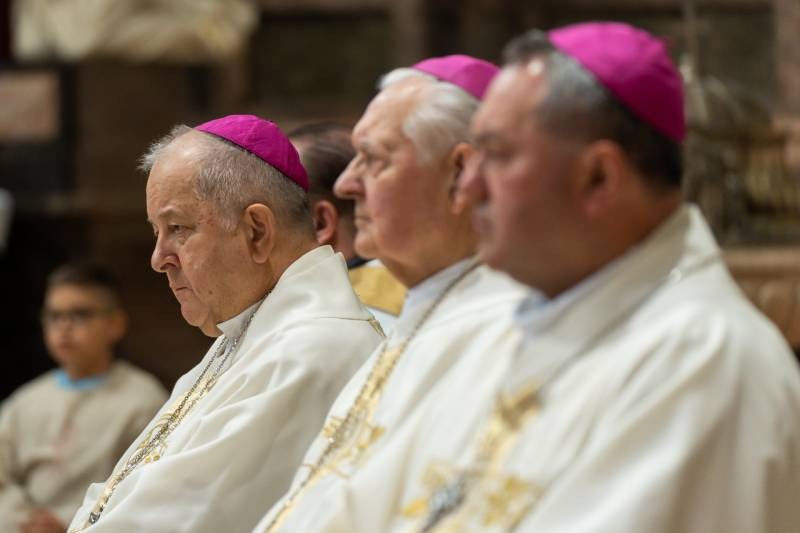 imgi_30_thumb_785_2024_05_12_szekszard mayer biro_27