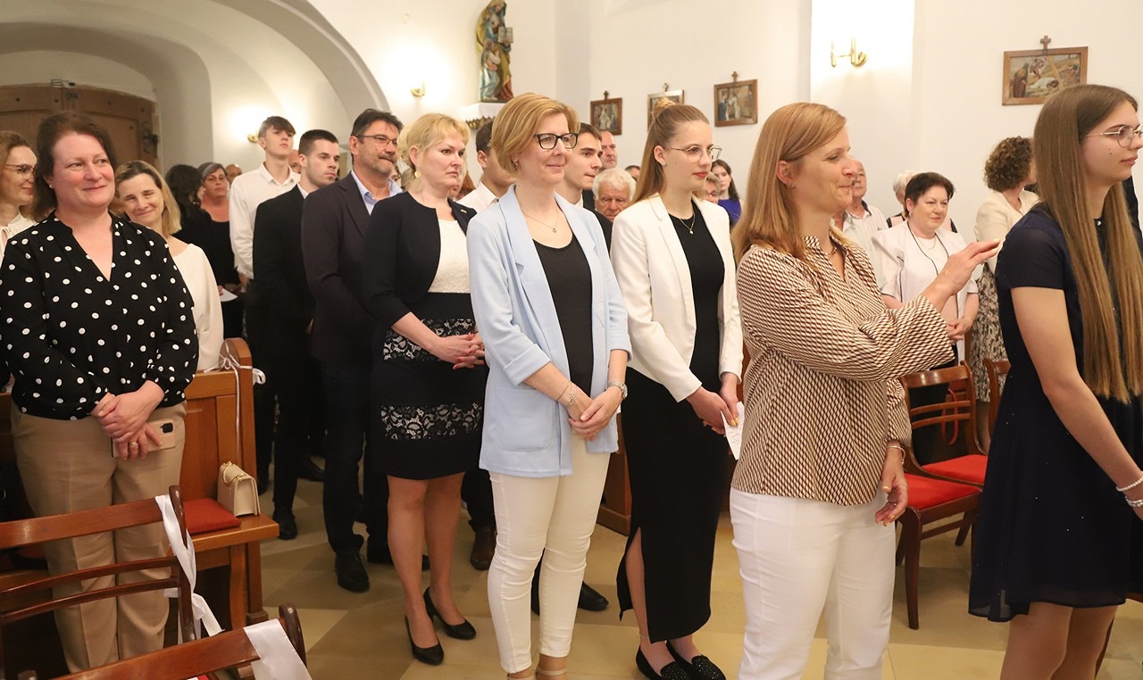 imgi_34_horvat_bermalas019