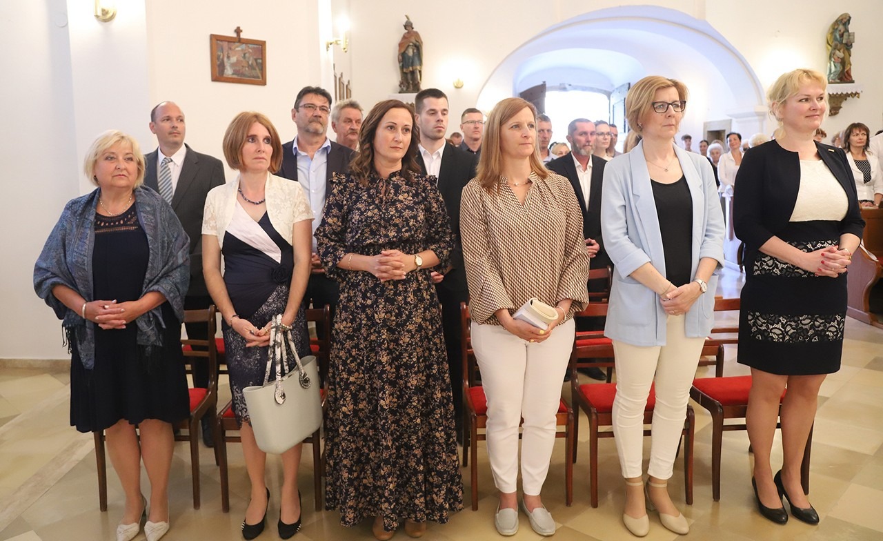 imgi_38_horvat_bermalas006