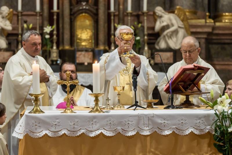 imgi_66_thumb_785_2024_05_12_szekszard mayer biro_65