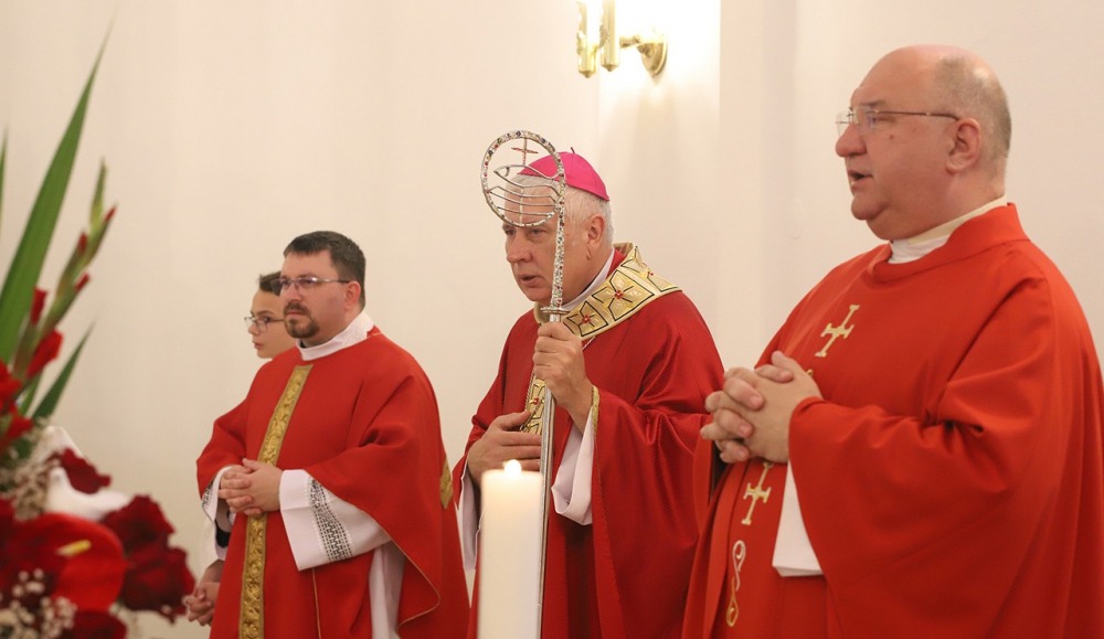 imgi_67_791_horvat_bermalas013