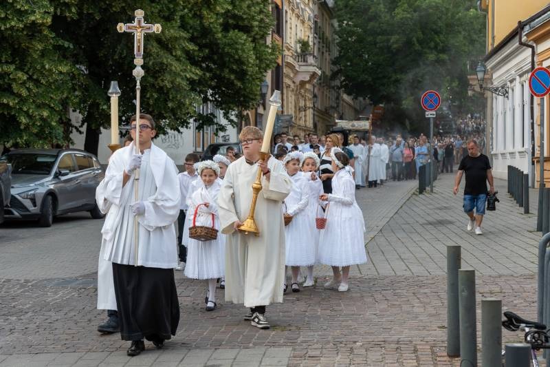 imgi_76_thumb_794_2024_06_02_urnapja pecs_76