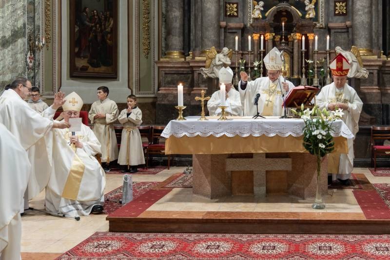 imgi_96_thumb_785_2024_05_12_szekszard mayer biro_96