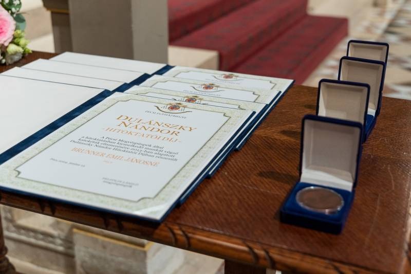 imgi_38_thumb_799_2024_06_15_dulanszky dij_34