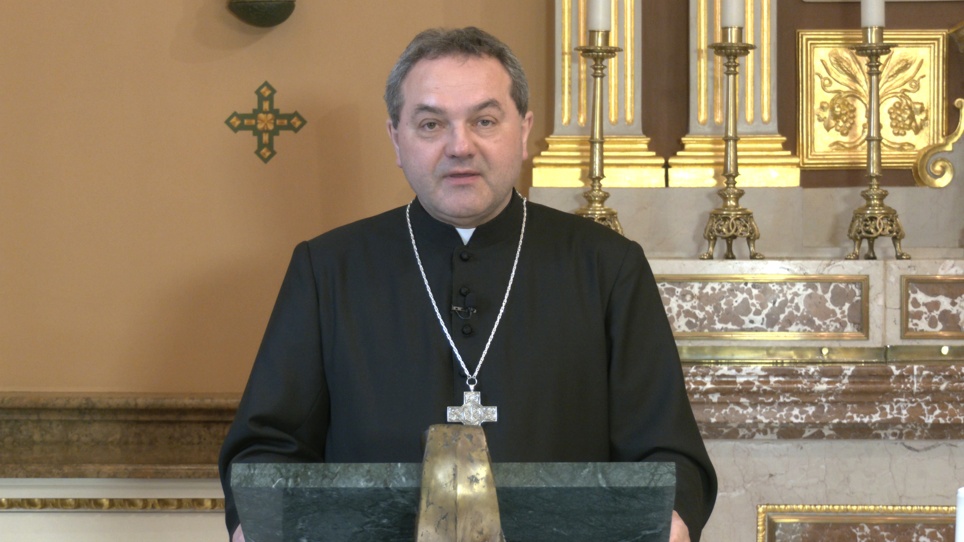 2021_Nagyböjti-triduum-2.-rész.00_01_27_18.Still001_1