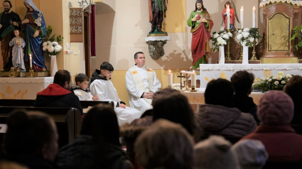 486_Udvar-templomfelujitas-10