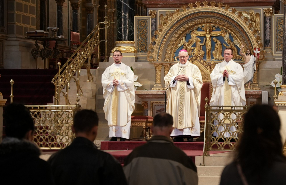 588_Elhunyt-puspokok-2023-02