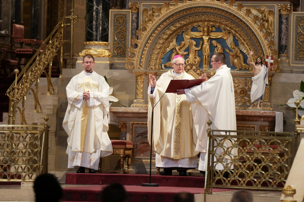 588_Elhunyt-puspokok-2023-07