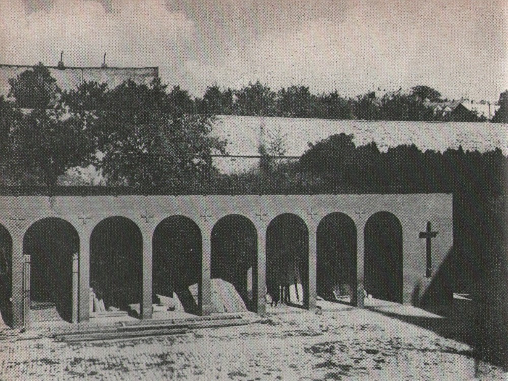 Gosztonyi_Lux_Arkad_1970k