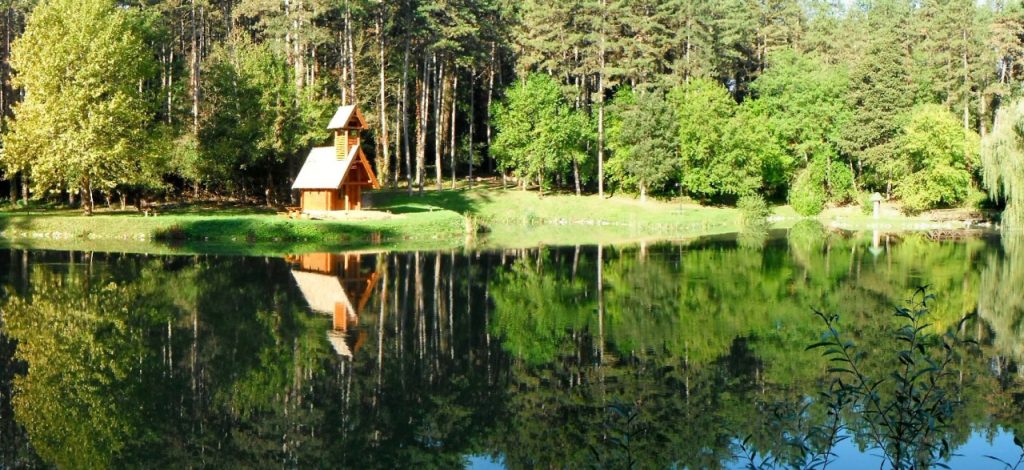 St_Hubertus_kapolna_b