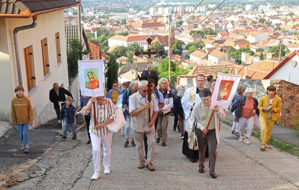 horvat_mise_havi-hegy11