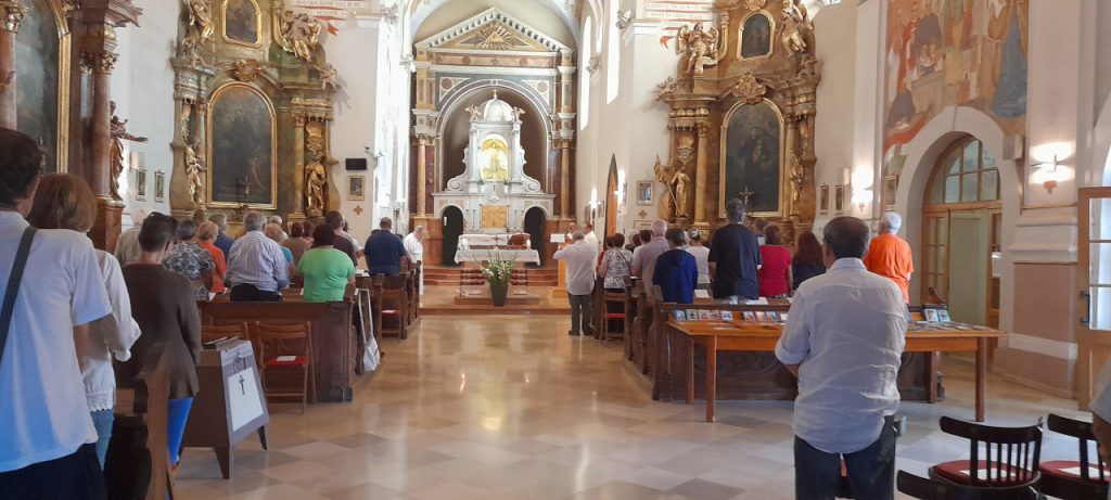 mgyud_szenved_zarandoklat1