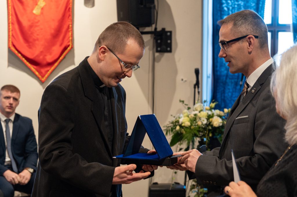 2025_04_11_siklos_08