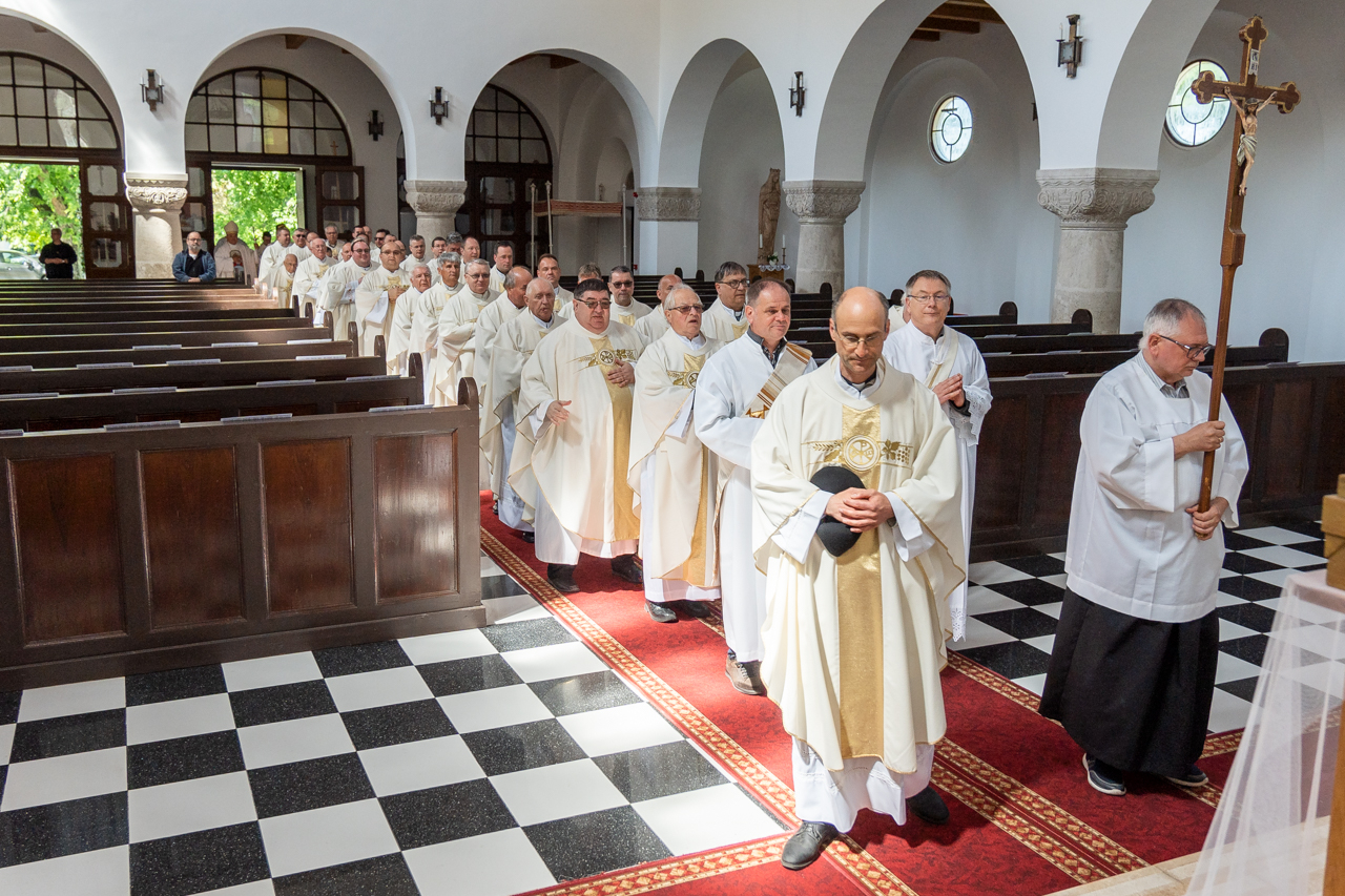 2025_05_27_bata_papi_zarandoklat_21