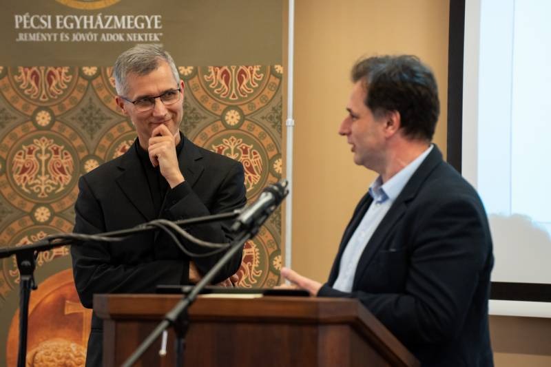 imageye___-_imgi_24_thumb_783_2024_05_08_szabadegyetem_26