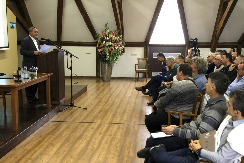 157_20211008-Ferfitalalkoz-Pecs-093