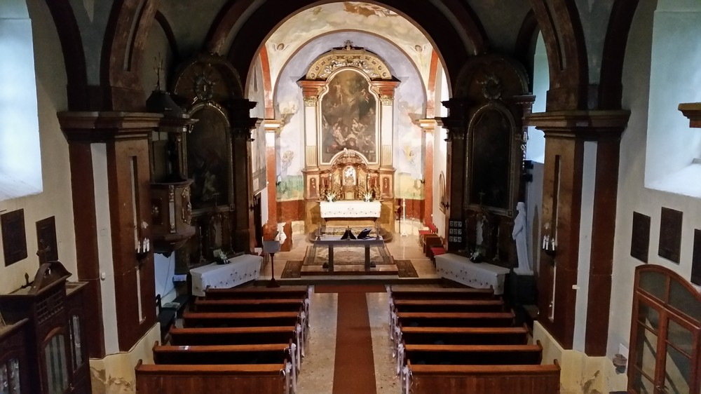 173_Sasd_templom_bels_1