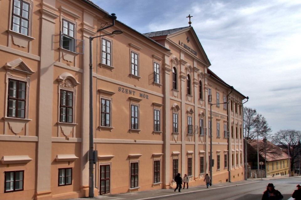 szent_mór.jpg