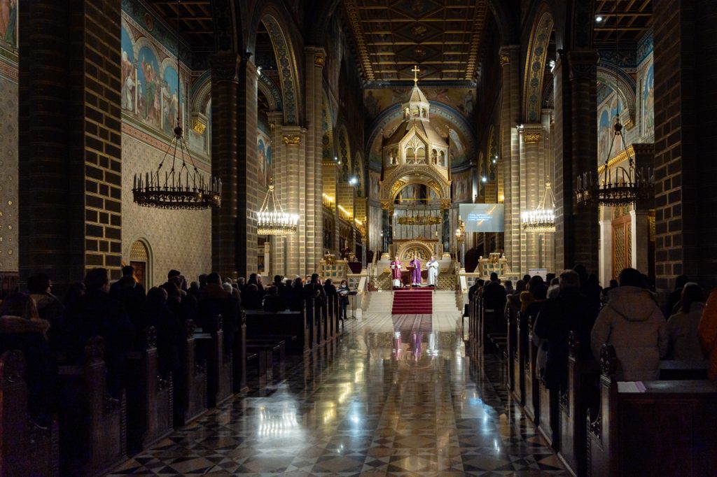 2023_12_04_rorate_04