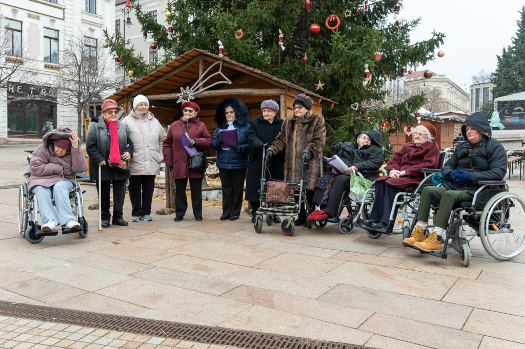 2025_12_03_szechenyi_ter_enek